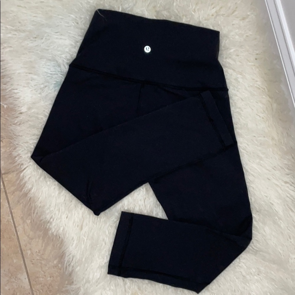 Lululemon cropped leggings size 6